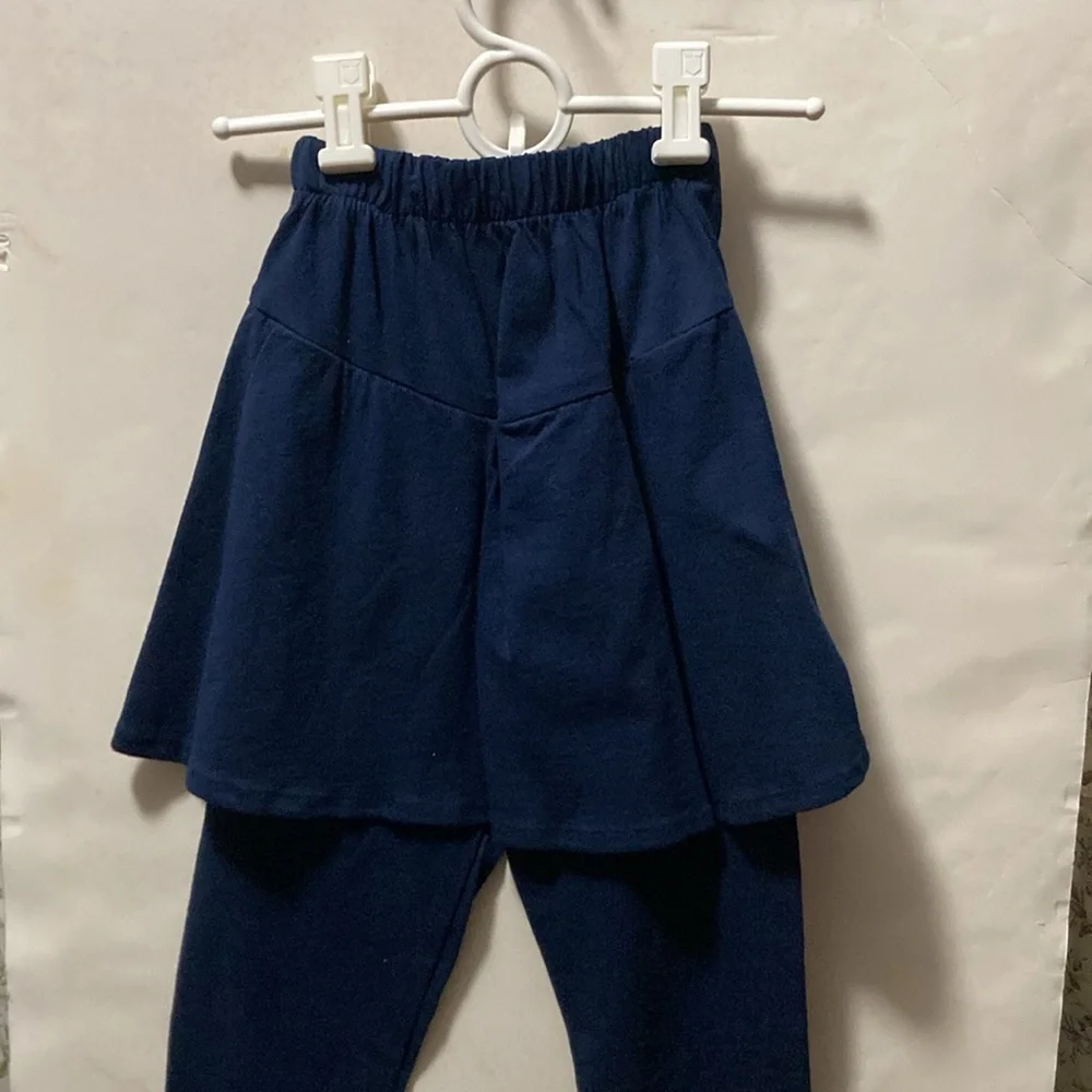 Girls 4-Piece Retro 60’s Navy Blue& White OUTFIT: Mock Turtleneck+Vest+Hat+Pants